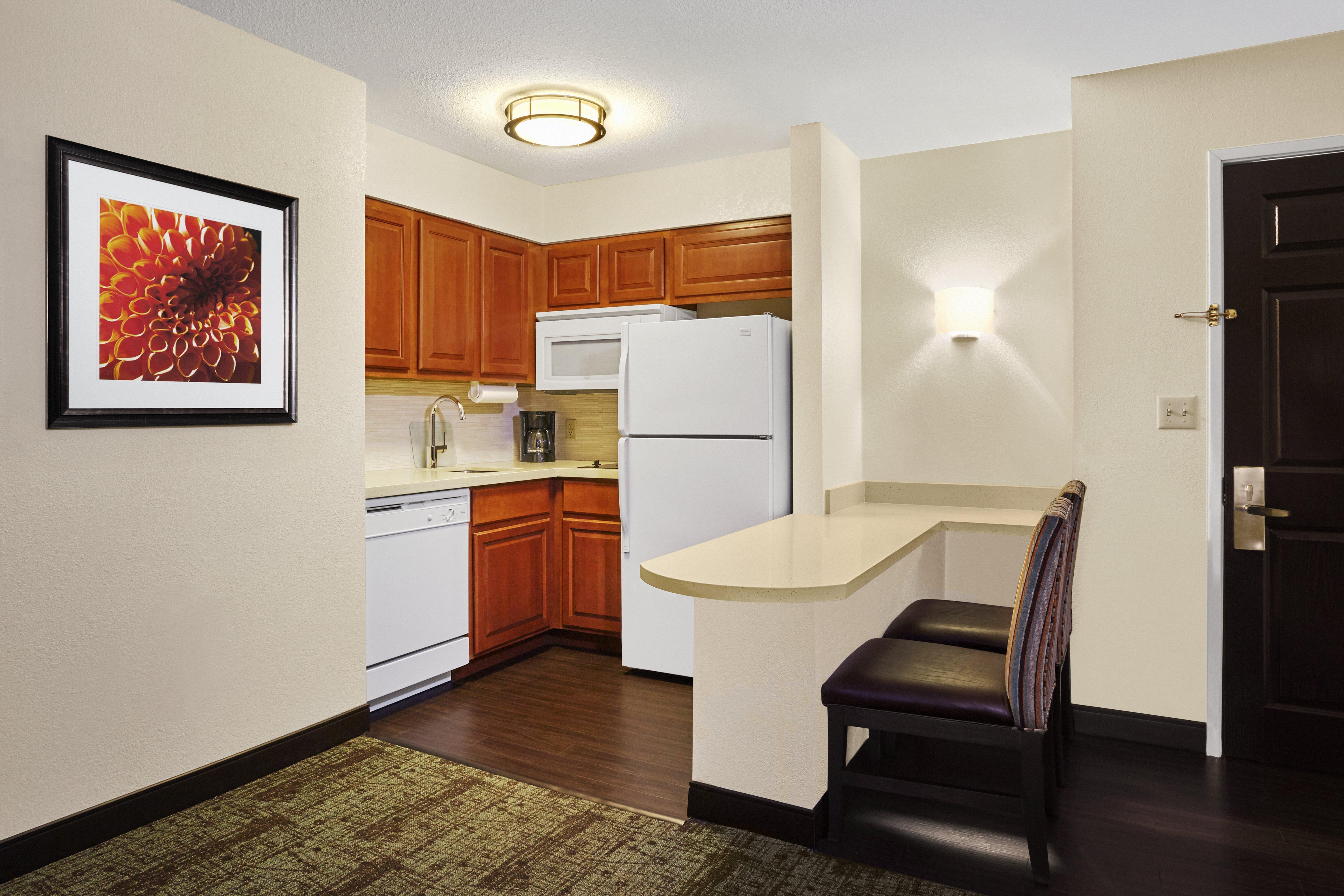 Staybridge Suites Hotel Springfield South, An Ihg Hotel Exterior photo