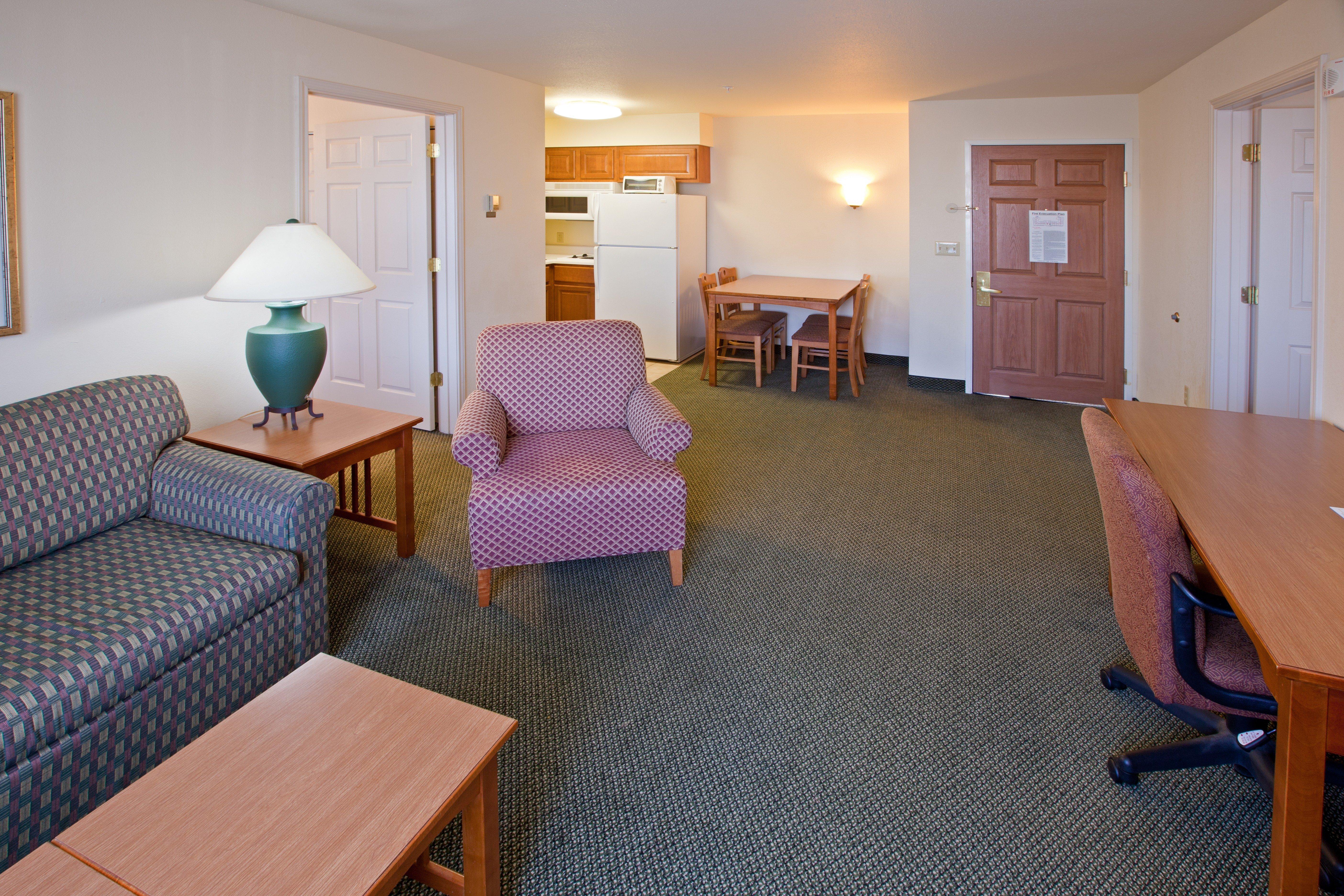 Staybridge Suites Hotel Springfield South, An Ihg Hotel Room photo