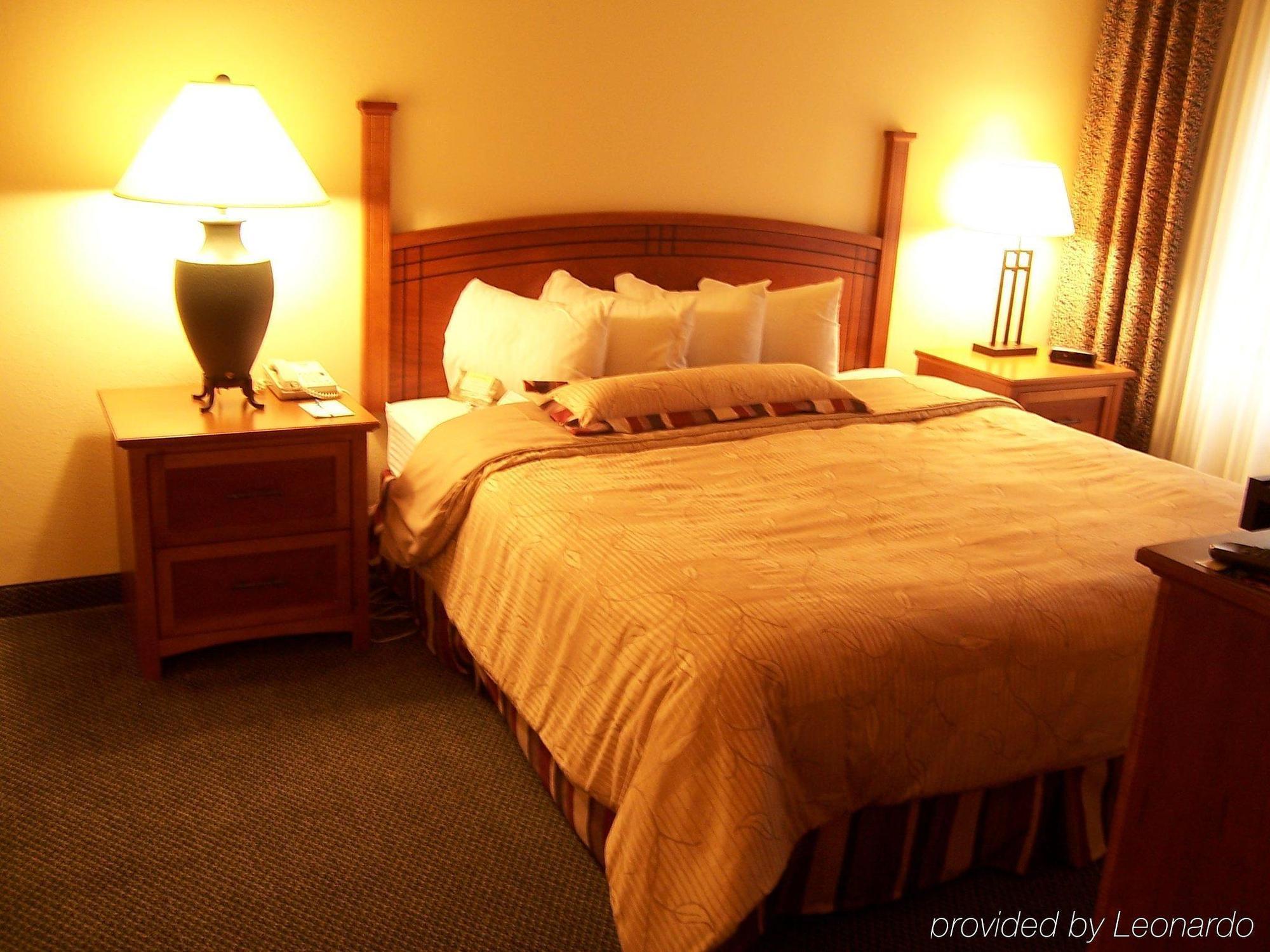 Staybridge Suites Hotel Springfield South, An Ihg Hotel Room photo