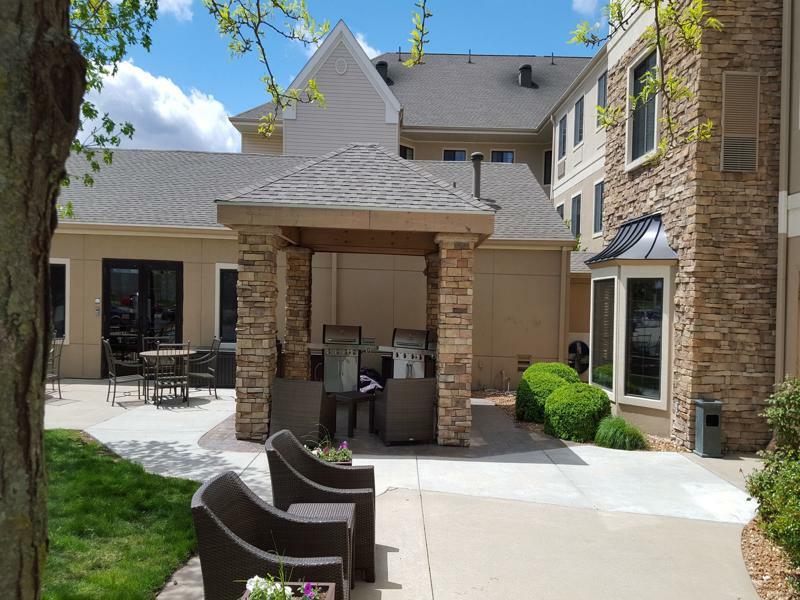 Staybridge Suites Hotel Springfield South, An Ihg Hotel Exterior photo